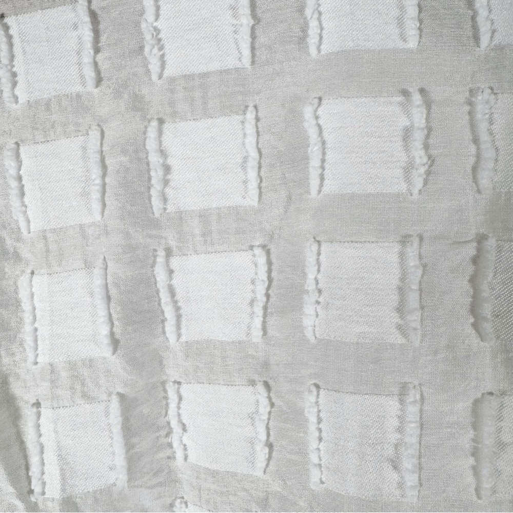 Chico’s Traveler’s Sheer Textured Geometric Button Up Shirt XL (Chico’s 3) White - Picture 3 of 8